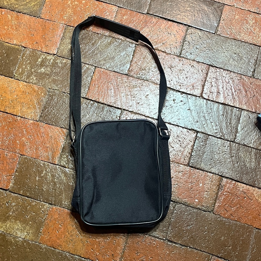 8” X 10” Bon Voyage Black Paris Crossbody Bag - Picture 4 of 4